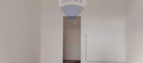 1 room Commercial property in Catania, Italy No. 326142 2