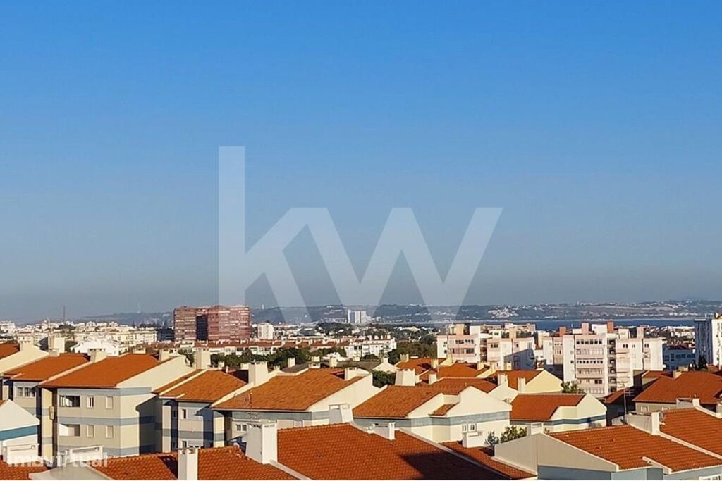 3 bedrooms Duplex in Cascais, Portugal No. 66480