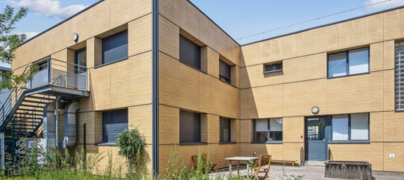 Здание 1070м² в Ле Павийон-су-Буа, Франция № 345883 2