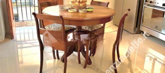 6غرفة شقة في Massa, Italy رقم 11639 9