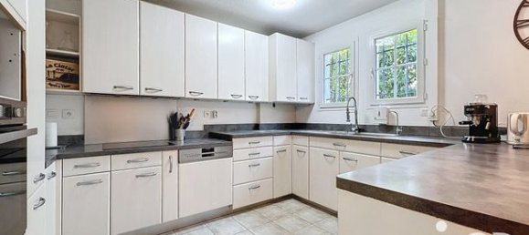 4 Schlafzimmer Haus in Roquebrune-sur-Argens, France, Nr. 287034 6