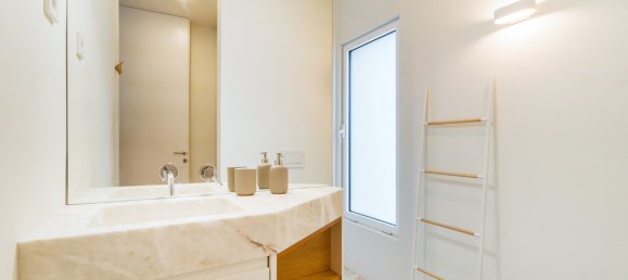 4 bedrooms Villa in Cascais, Portugal No. 122111 17