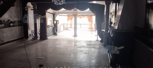 5-salle Appartement à Sant'Angelo Romano, Italy No. 292317 33