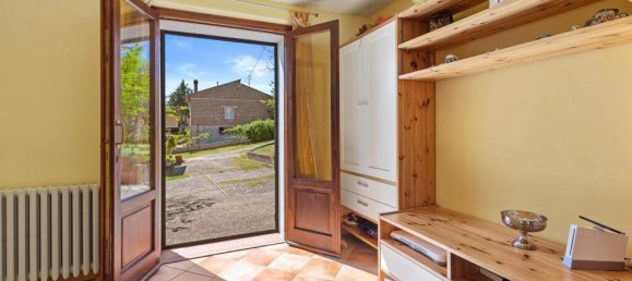 Casa T4 em Castiglione del Lago, Italy N.º 58058 15