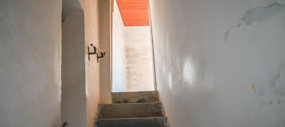 7 rooms House in Messina, Italy No. 203000 25