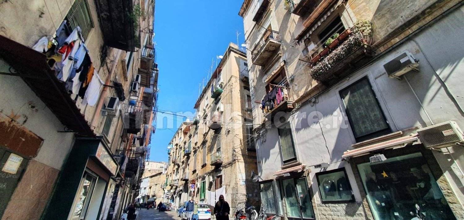 Apartamento T3 em Naples, Italy N.º 328994