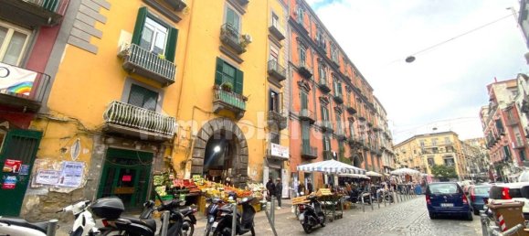 Apartamento T3 em Naples, Italy N.º 328994 2