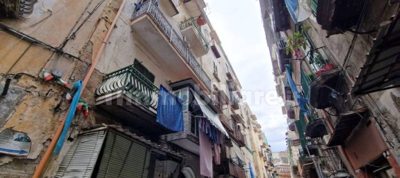 Apartamento T3 em Naples, Italy N.º 328994 4