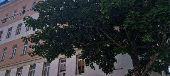 2-salle Appartement à Brigittenau, Austria No. 157950 3