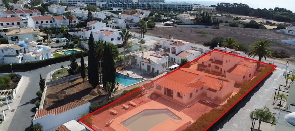 Casa de 3 dormitorios en Albufeira, Portugal No. 21903 49