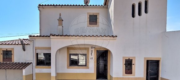 Casa de 3 dormitorios en Albufeira, Portugal No. 21903 2