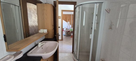 Дом с 4 комнатами в Гардзено, Италия № 313798 25