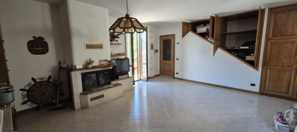 Дом с 4 комнатами в Гардзено, Италия № 313798 9