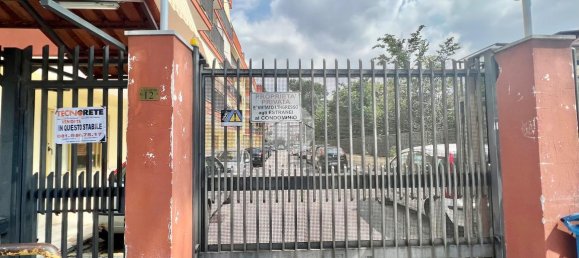 4 rooms Apartment in Mugnano di Napoli, Italy No. 17665 12