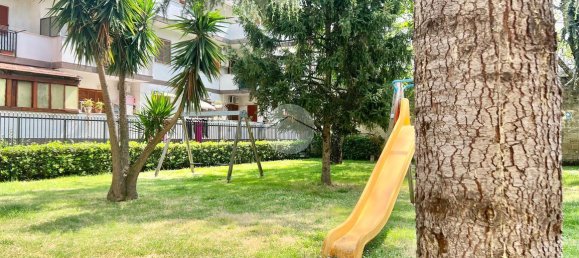 4 rooms Apartment in Mugnano di Napoli, Italy No. 17665 5