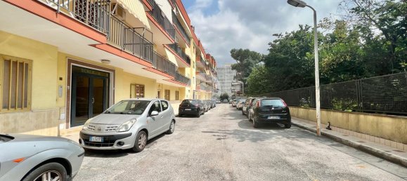 4 rooms Apartment in Mugnano di Napoli, Italy No. 17665 25