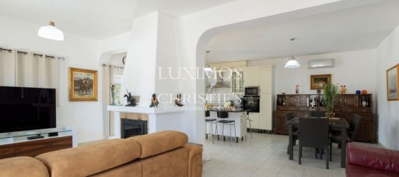 6 bedrooms Villa in Faro, Portugal No. 242381 11