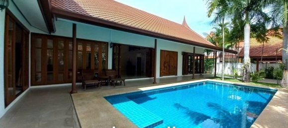 4 bedrooms Cafe / restaurant in Pattaya, Thailand No. 15945 2