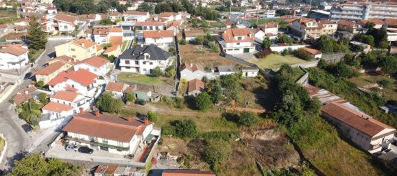 3 bedrooms House in Oliveira de Azemeis, Portugal No. 41453 6