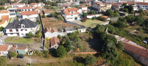 3 bedrooms House in Oliveira de Azemeis, Portugal No. 41453 4