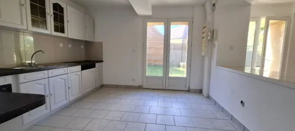 Moradia em banda T3 em Sarthe, France N.º 318417 7