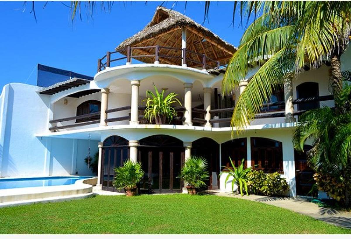 Casa de 3 dormitorios en Guerrero, Mexico No. 187875