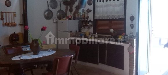 Entrepôt à Riccione, Italy 90m² No. 296417 2