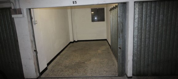 Garaje en Genoa, Italy 12 m² No. 36614 3