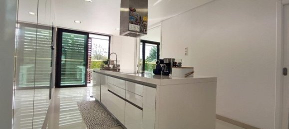 4 bedrooms Villa in Faro, Portugal No. 135259 8