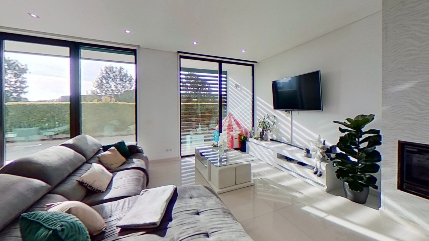 4 bedrooms Villa in Faro, Portugal No. 135259