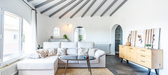 7 bedrooms Villa in Calpe, Spain No. 8302 5