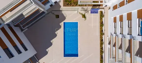 Apartamento de 3 dormitorios en Germasogeia, Cyprus No. 5426 2