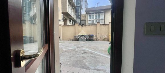 2 rooms Apartment in Turin, Italy No. 2316 5