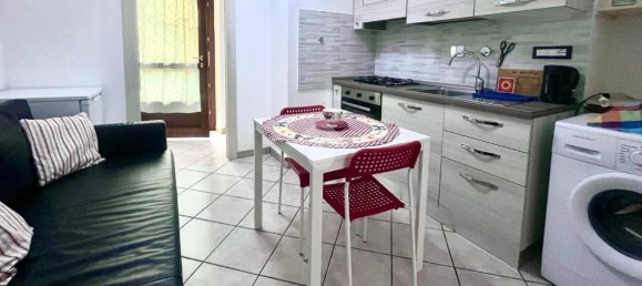 2 rooms Apartment in Turin, Italy No. 2316 2