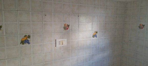 3 rooms Apartment in Cecina, Italy No. 267651 2