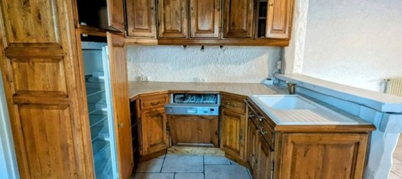 2 bedrooms House in Senonches, France No. 81954 6