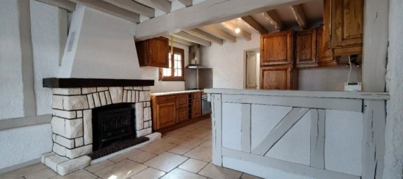 2 bedrooms House in Senonches, France No. 81954 3