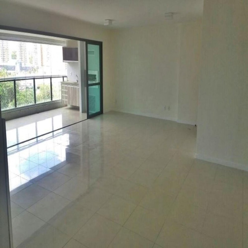 3 bedrooms Apartment in Salvador, Brazil No. 521060