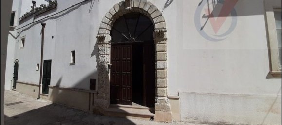 Замки и поместья с 6 комнатами в Corigliano d'Otranto, Италия № 89563 3