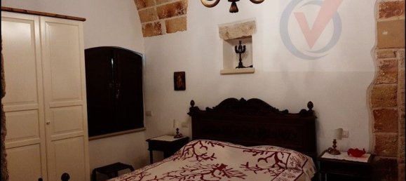 Замки и поместья с 6 комнатами в Corigliano d'Otranto, Италия № 89563 12