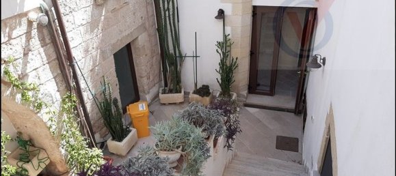 Замки и поместья с 6 комнатами в Corigliano d'Otranto, Италия № 89563 36