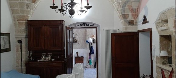 Замки и поместья с 6 комнатами в Corigliano d'Otranto, Италия № 89563 11