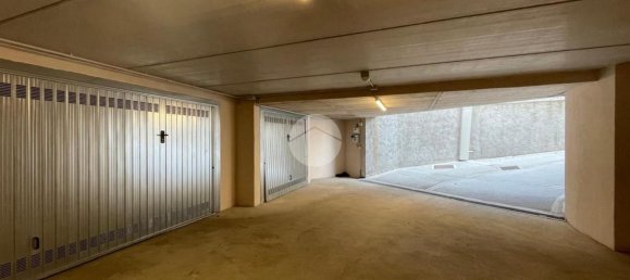 19m² Garage in Magenta, Italy No. 333294 5