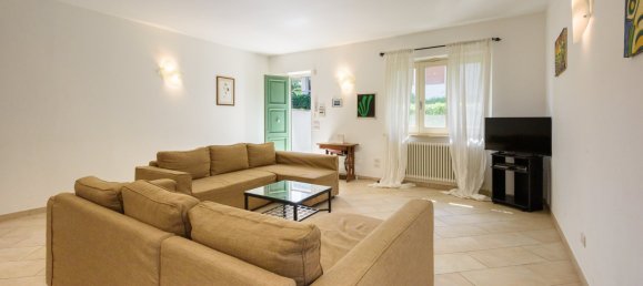 4 bedrooms Villa in Forte dei Marmi, Italy No. 161235 2