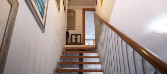 5 rooms House in Guidonia Montecelio, Italy No. 213977 9