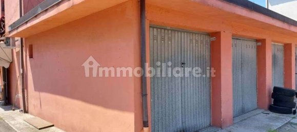 2 bedrooms Apartment in Soliera, Italy No. 262843 7