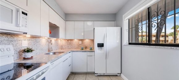 2 Schlafzimmer Gewerbliche Immobilien in Miami, USA, Nr. 614717 26