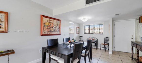2 Schlafzimmer Gewerbliche Immobilien in Miami, USA, Nr. 614717 25
