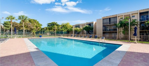 2 Schlafzimmer Gewerbliche Immobilien in Miami, USA, Nr. 614717 4