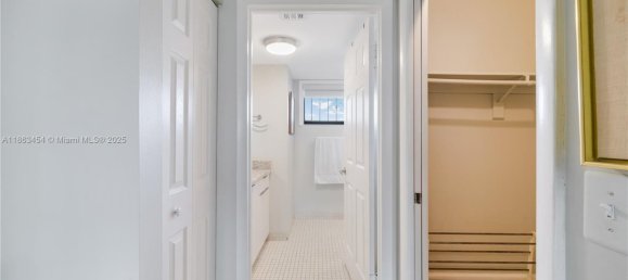 2 Schlafzimmer Gewerbliche Immobilien in Miami, USA, Nr. 614717 14